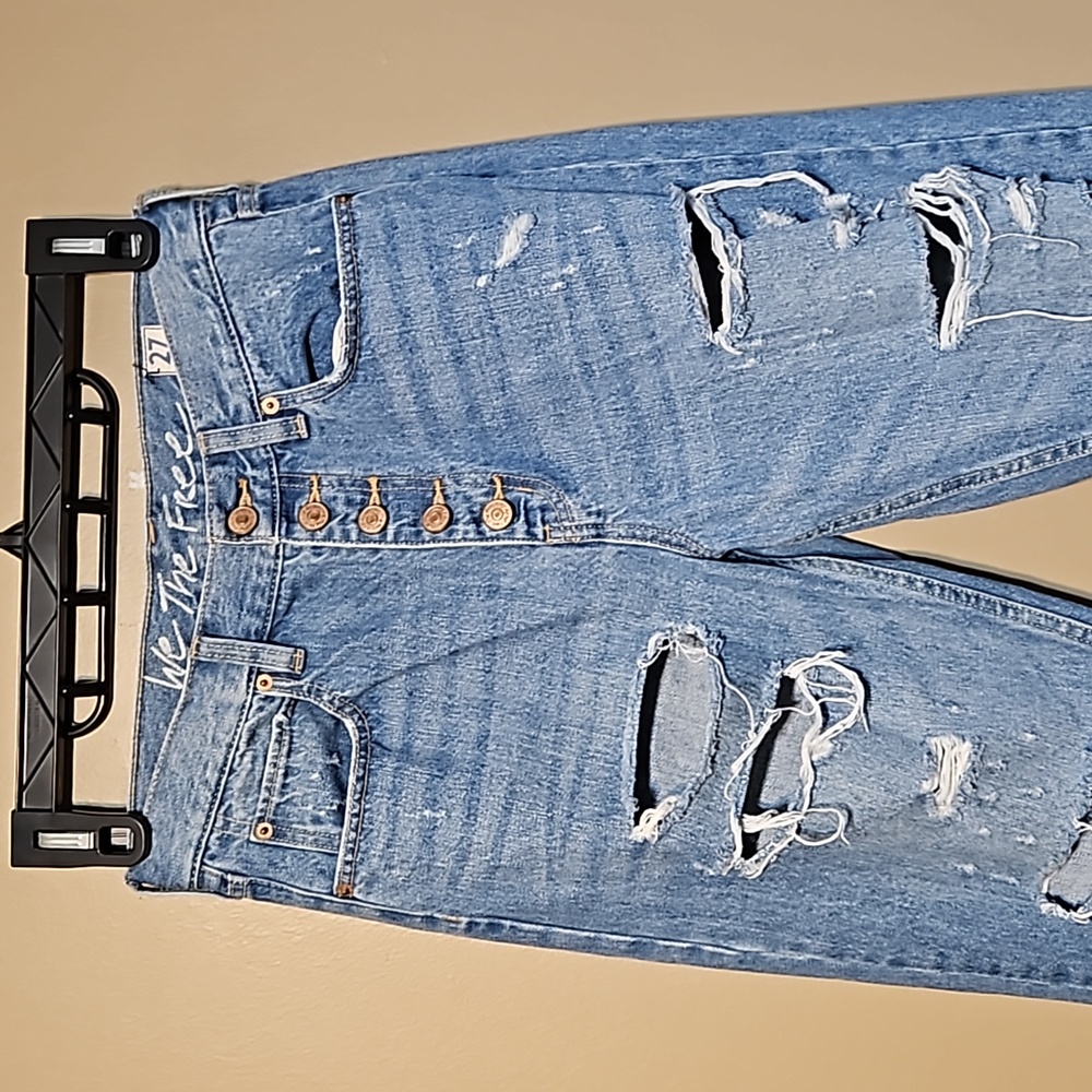 Free People/We The Free Distressed Jeans - Picture 7 of 13